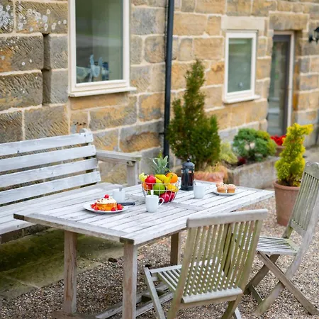 3 Bed In Oc-wa312 Fylingdales
